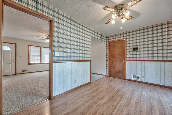 8006E89ST-9
