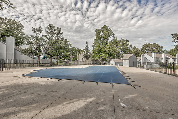 8016MonroviaST-49