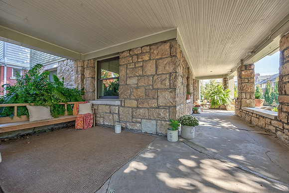 4337CampbellEXT-5