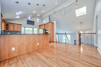 8016MonroviaST-7