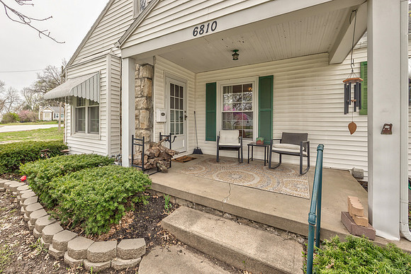 6810HawthorneAve-2