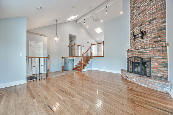 8016MonroviaST-4