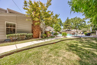 9853RosewoodDR-12