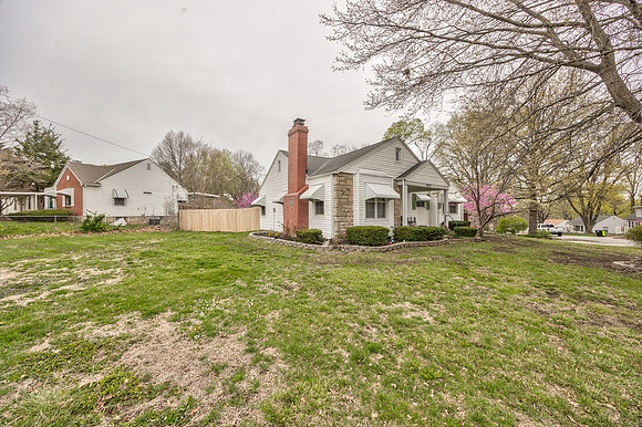 6810HawthorneAve-3