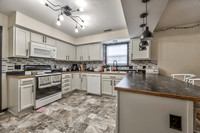 4606HuntersGlen-15