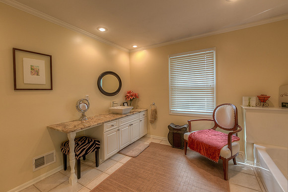3728W65ST-9