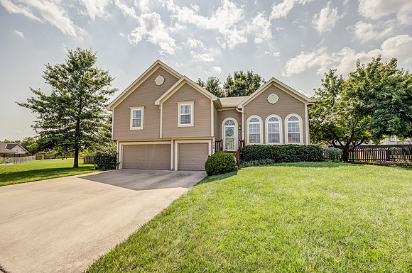 520CedarFallsCT-2