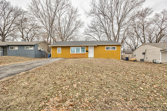 11218EasternAve-2
