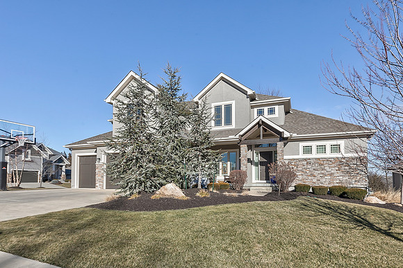 6801MillbrookSt-61
