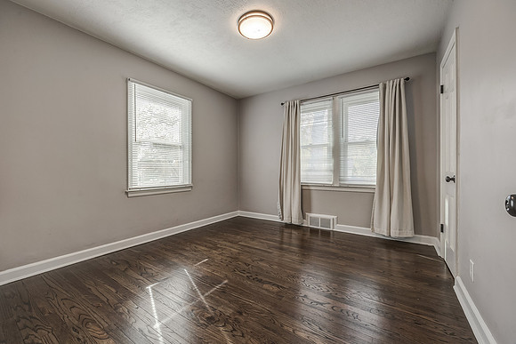 5617RoeBlvd-14