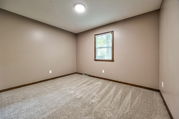 7000MillCreekRd-15