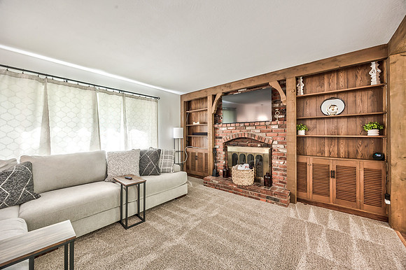 4328SBrentwoodSt-5