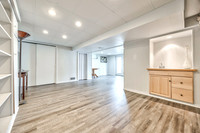 9533EbyST-18