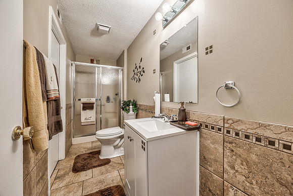 1106SycamoreRidgeDr-24
