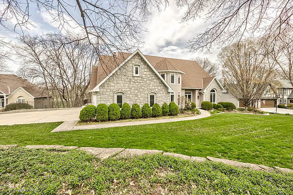 700WhiteOakLn-4