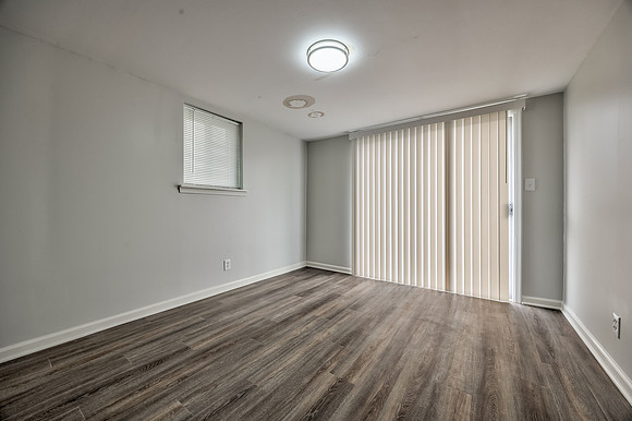9337BallentineST-18