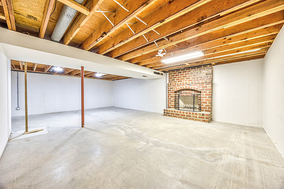 7000MillCreekRd-24