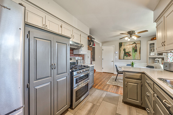 7923Dearborn-3
