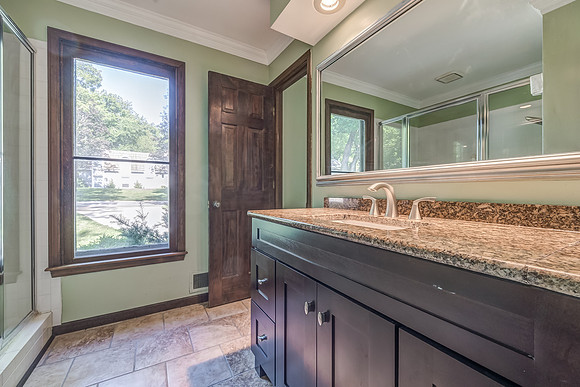 12600OverbrookRD-27