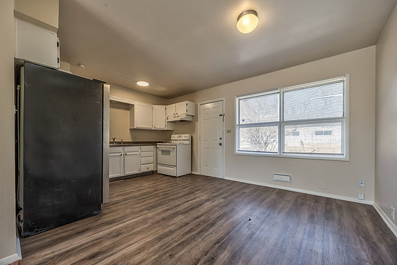 7700E112ST-12