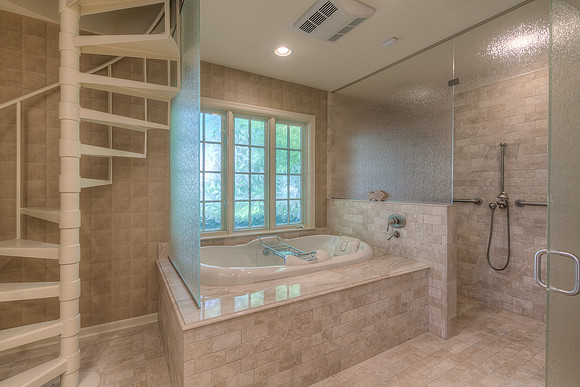 1215W63ST-62