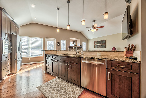 15629SLindenwoodDr-17