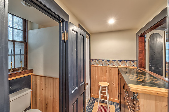 321WThirdSt-14