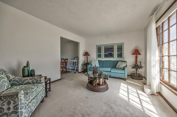 405SMontclaireDr-2