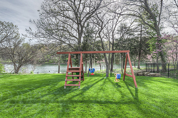 8421PrimroseSt-38