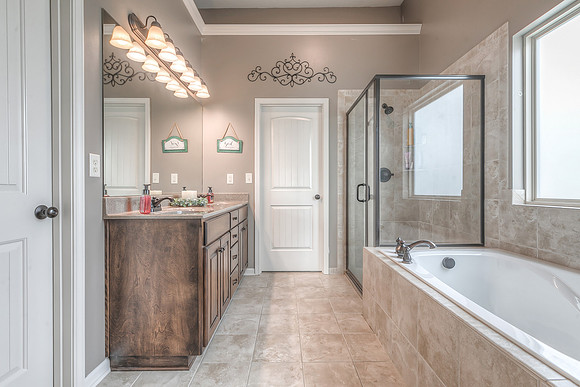8421PrimroseSt-27