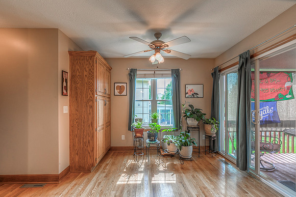 1717OverbrookLn-19