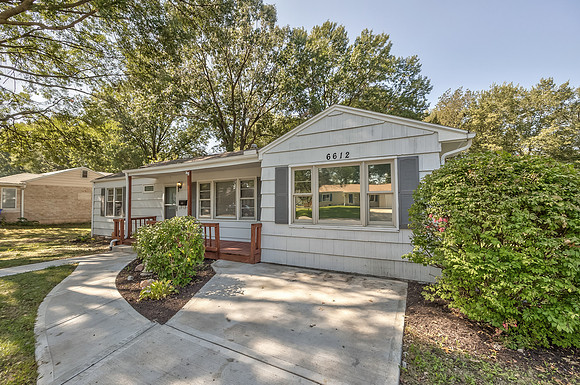 6612MelroseLn-48