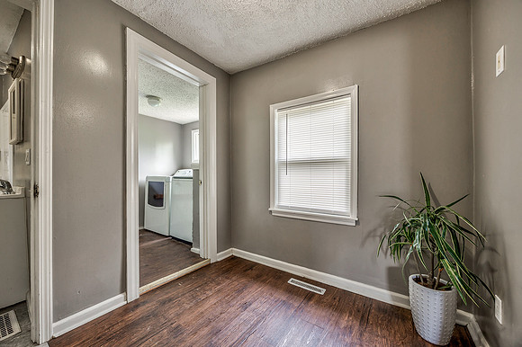 3207KensingtonAve-15