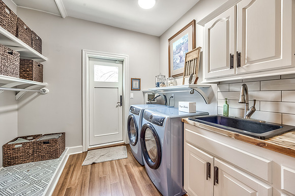 700WhiteOakLn-34