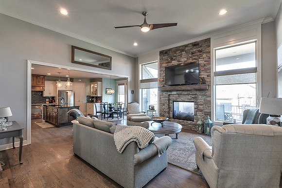 6801MillbrookSt-25