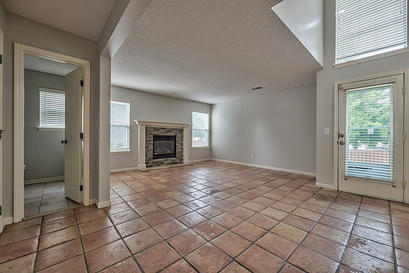 12448SQuailRidgeDr-23