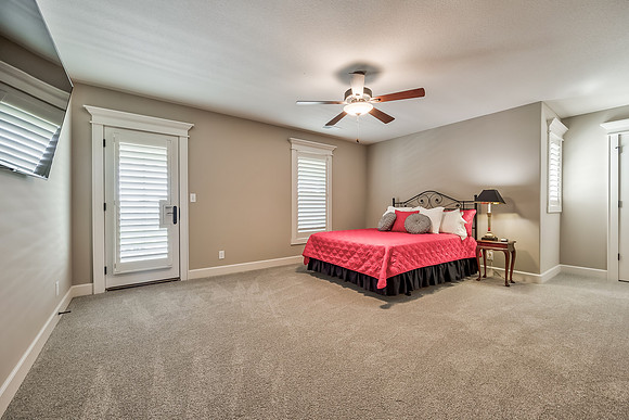 10412StonehausDr-51