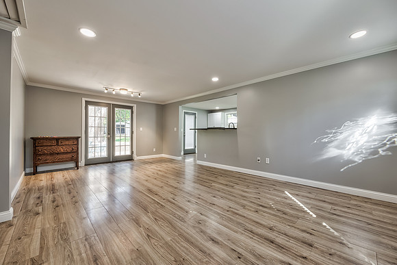 8220GrandAve-7