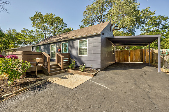 8220GrandAve-4