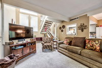 8016ColonyLn-7