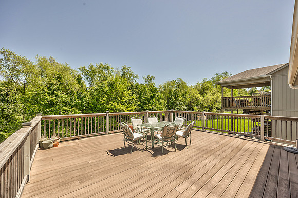 12201EwingAve-20