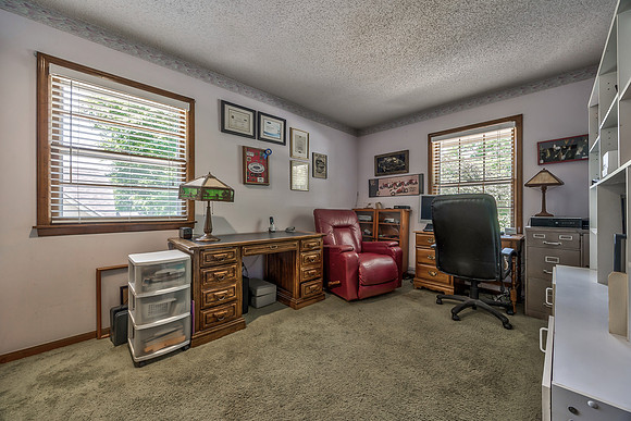 5607WestgateST-22