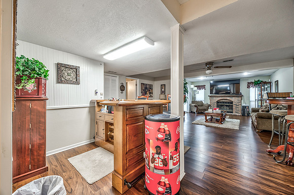 1106SycamoreRidgeDr-22