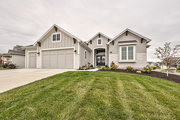 7616NDonnellyAve-2