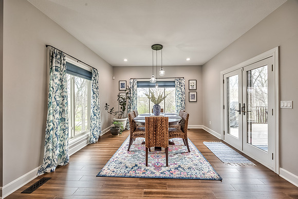 700WhiteOakLn-27