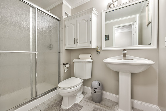 6901NBellfontaineAve-31