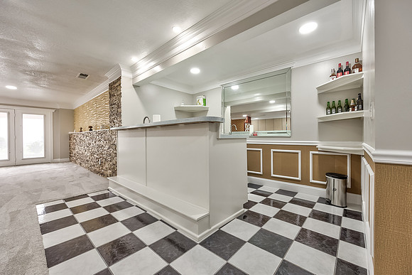 6901NBellfontaineAve-33