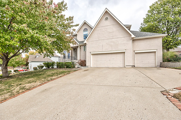 6901NBellfontaineAve-40