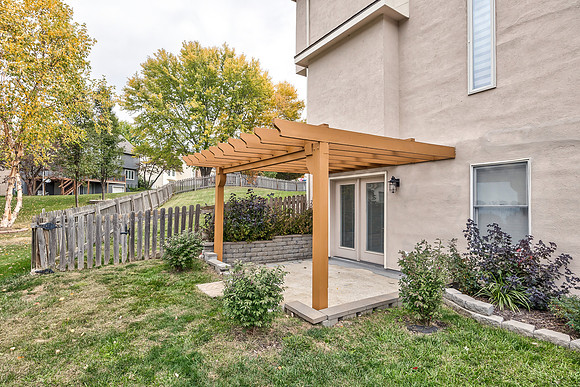 6901NBellfontaineAve-44