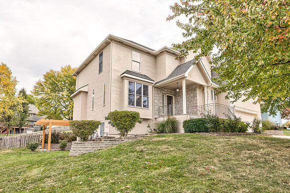 6901NBellfontaineAve-43